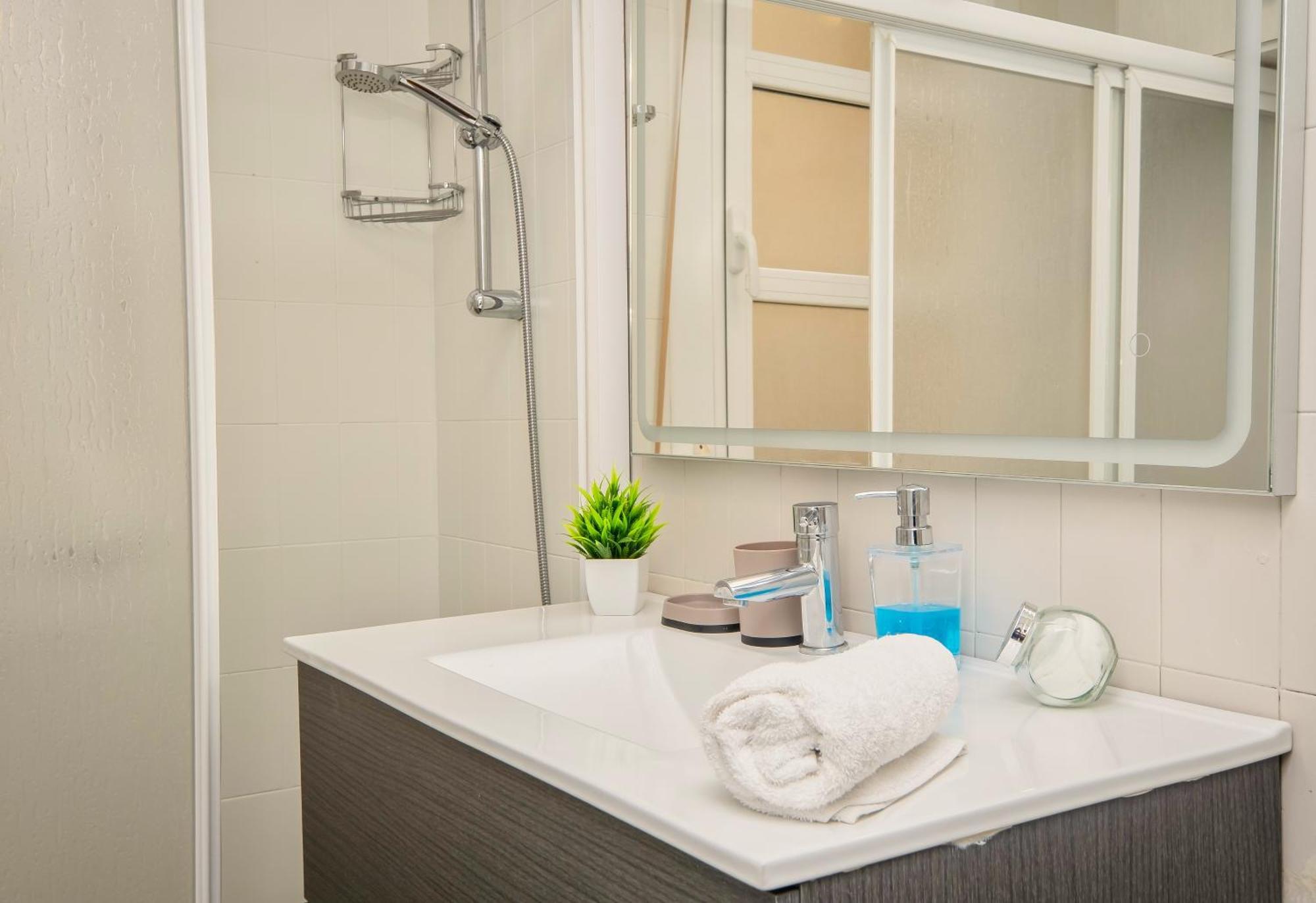 Santiago Tower Aire Ac Casco Antiguo By Apartamentos Логроньо Екстериор снимка