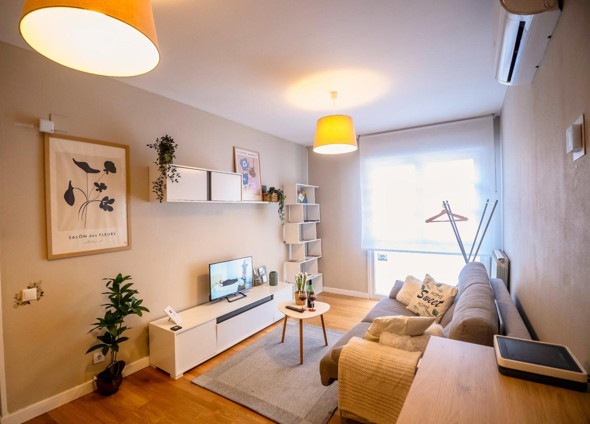 Santiago Tower Aire Ac Casco Antiguo By Apartamentos Логроньо Екстериор снимка